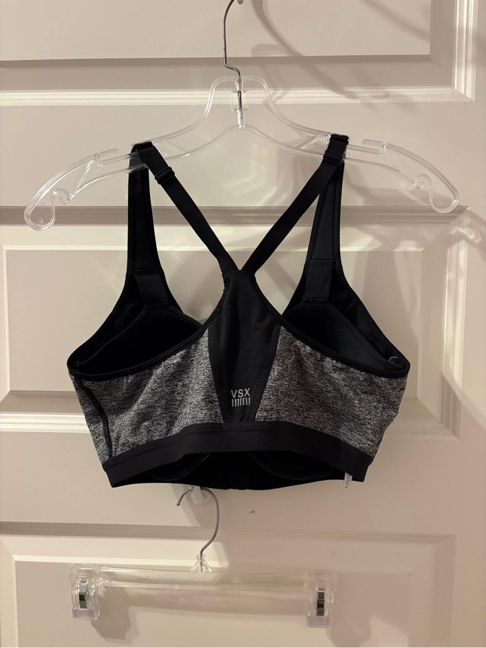 VS Sport Knockout High-Impact Front-Zip Sports Bra - Heather Gray - Picture 2 of 3